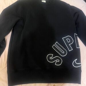 Supreme x Nike crewneck